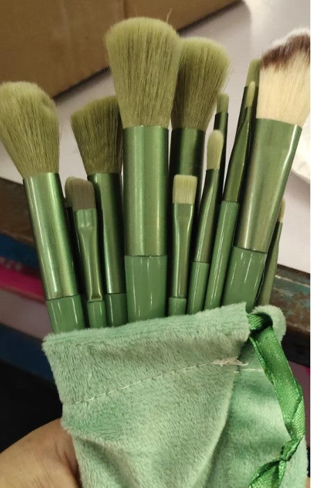 13-Piece Makeup Brush Set | Makeup Brush Set | Terni Beauty